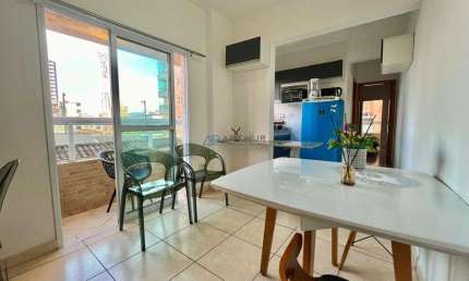 Apartamento à Venda em Praia Grande com 1 quarto, 1 banheiro, 1 vaga e 35,98m²