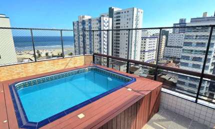 Cobertura à Venda no Bairro da Guilhermina com 3 suítes e piscina privativa