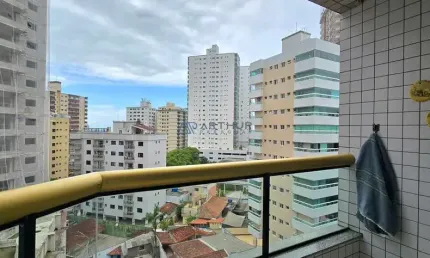 Apartamento à venda de 1dorm. com suíte à 50 metros do mar