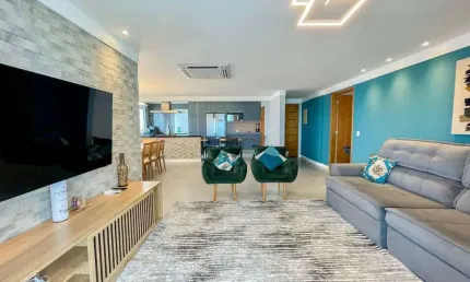 Apartamento  à Venda em Praia Grande com 3 quartos, 5 banheiros, 3 vagas e 176m²