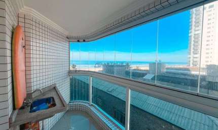 Apartamento à Venda em Praia Grande com 02 dormitórios, 01 suíte, vista mar
