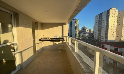 Apartamento à venda em Praia Grande no Guilhermina com 2 dormitórios