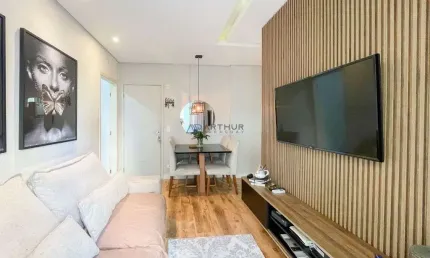 Apartamento  à Venda em Praia Grande com 1 quarto, 1 banheiro, 1 vaga e  42m²
