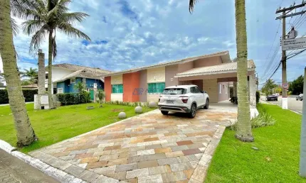 Casa em condomínio fechado à venda em Peruibe com lazer completo