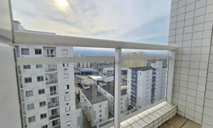 Apartamento à Venda em Praia Grande no bairro Ocian com 2 quartos