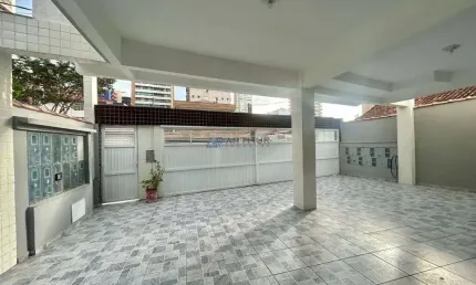 Casa sobreposta alta à venda em praia grande na aviação