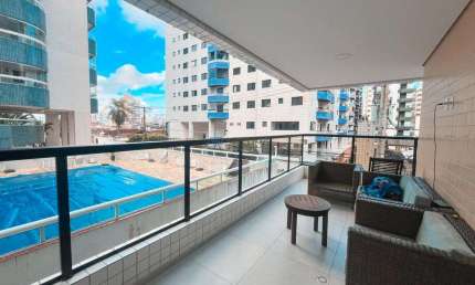 Apartamento à venda em Praia Grande com 2 quartos,1 banheiros, 1 vaga e 71m