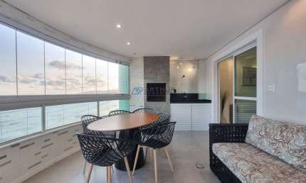 Apartamento à venda em Praia Grande, Canto do Forte - 3 quartos, 3 suítes, 198m²