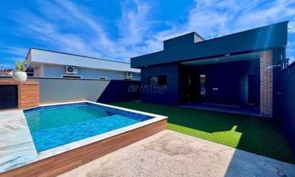 Casa de Lote inteiro à venda em Itanhaém no Cibratel II a 700 metros da Praia