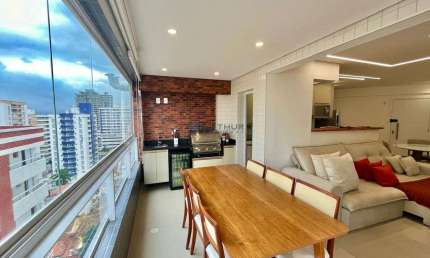 Apartamento Mobiliado à Venda em Praia Grande com 1 quarto, 2 banheiros e 1 vaga