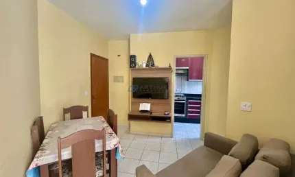 Apartamento à Venda Mobiliado em Praia Grande com 1 quarto, 1 banheiro, no Forte
