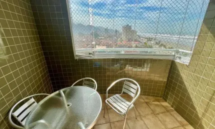 Apartamento Duplex à Venda em Mongaguá com 2 quartos, 3 banheiros e 2 vagas