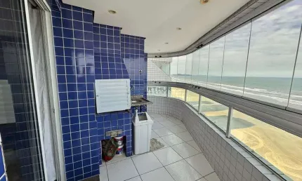 Apartamento à venda em Praia Grande no Caiçara Frente Mar