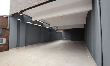Vende casa de condomínio com sacada frente de 2 quartos tude bastos -
