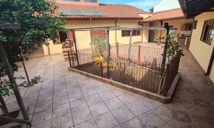 Casa com 4 quartos à venda na Vila São Pedro, Americana 