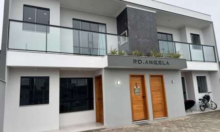 Apartamento térreo com 2 dormitórios para locação no bairro São Vicente, Itajaí, SC