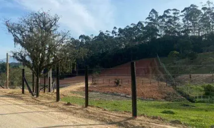 COMPRE este imóvel - Excelente Terreno com 1.435 m², para chácara em Ilhota - Alto Minas...
