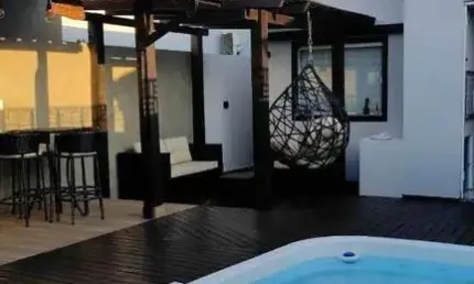 Casa com 2 dormitórios à venda, 90 m² por R$ 560.000,00 - Universitário - Tijucas/SC