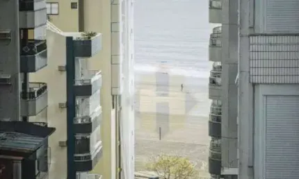 Apartamento com 3 dormitórios à venda, 133 m² por R$ 2.500.000 - Centro - Balneário Camboriú/SC