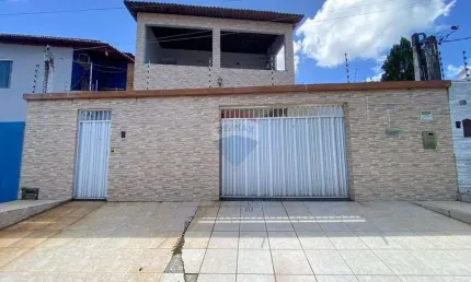Duplex com 3 Suítes, Piscina e Escritório – Nova Parnamirim