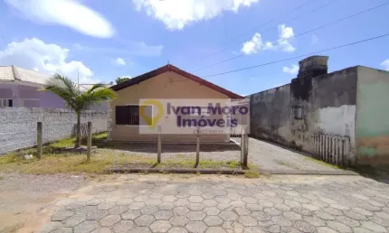 Casa com 3 quartos à venda no Sertão do Maruim, São José 