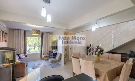 Casa à venda em São João do Rio Vermelho  -  Florianópolis - SC