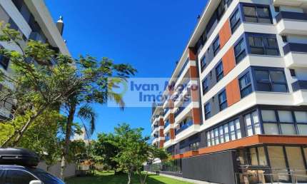 Apartamento à venda em Jurerê  -  Florianópolis - SC