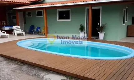 Casa à venda em São João do Rio Vermelho  -  Florianópolis - SC