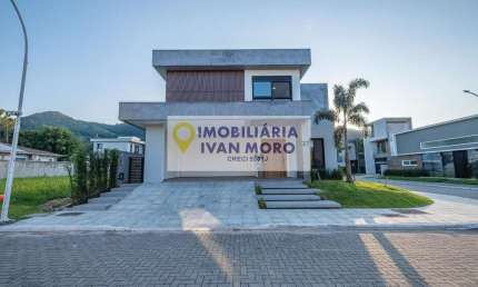 Casa com 4 quartos à venda no Ratones, Florianópolis 
