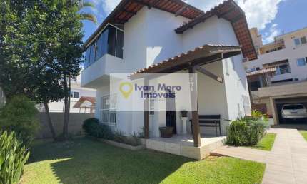 Casa à venda em Canasvieiras  -  Florianópolis - SC
