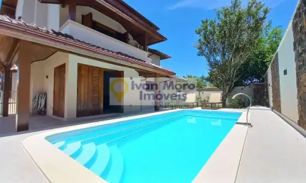 Casa com Piscina em Daniela - temporada - Florianópolis – SC