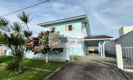 Casa à venda em Praia da Daniela - Florianópolis - SC