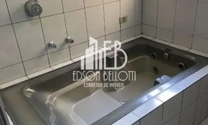 Lindo Sobrado à Venda no bairro Vila Scarpelli, Santo André.