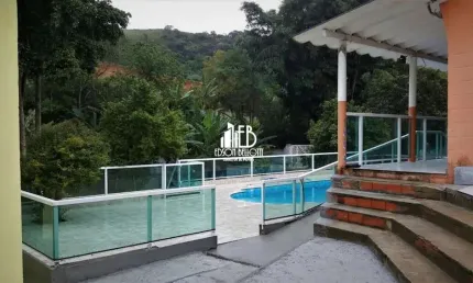 Chácara para Venda em Ribeirão Pires, 2 dorm(s), 10 vaga(s), 1.600 m2 de área total