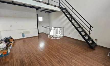 Sobrado Residencial / Comercial à Venda, 5 dorms, 2 vagas, 235 m²