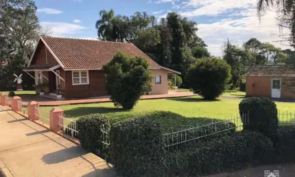 Casa com 2 quartos à venda no Centro, Carambeí 