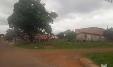 Terreno à venda no Uvaranas, Ponta Grossa 