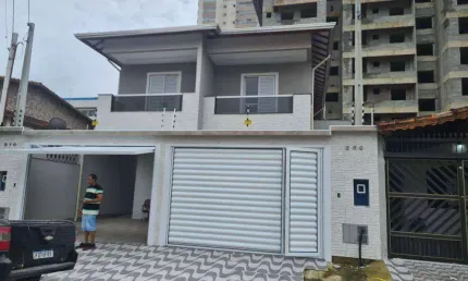 Sobrado novo 3 dorm(s), sendo 1 suíte com piscina na Ocian em Praia Grande