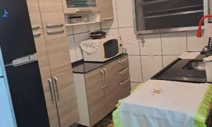 Kit ampla semi mobiliada, 32m², 1 vaga, 1º andar, boqueirão - praia grande sp.