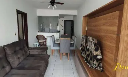 Apto de 2 dorm(s), sendo 1 suíte com sacada, vista mar, ocian em praia grande.