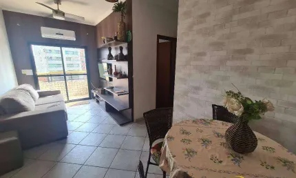 Apto de 2 dorm(s), sendo 1 suíte, mobiliado, na Aviação em Praia Grande SP.