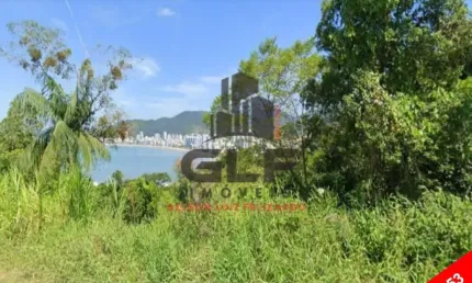 Terreno a venda na cidade de Itapema/SC no Canto da Praia, com metragem de 400m², 300m do mar.