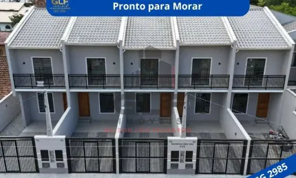 Sobrado Geminado a venda na cidade de Porto Belo/SC, no bairro Centro. Casa com 157m², 3 Suítes e 1Vaga de Garagem. Bem Localizado
