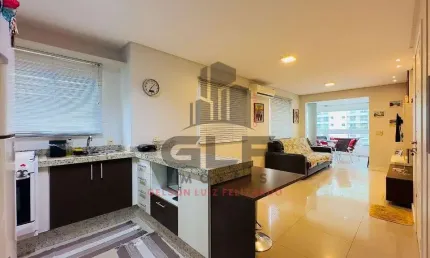 Apartamento de alto padrão quadra mar na cidade de itapema/sc, no bairro meia praia, com 2 dormitórios sendo 1 suíte e 2 vagas de garagem.