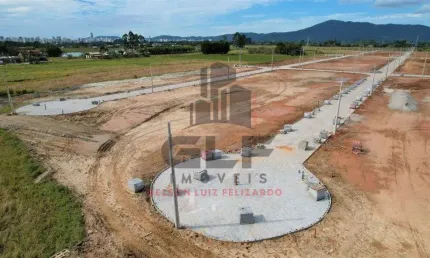 Barbada terreno a venda no loteamento sonho real no bairro sertão do trombudo na cidade de itapema/sc, com 200 m².
