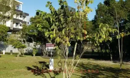 Terreno a venda na cidade de Bombinhas/SC no bairro Mariscal, com metragem de 1460m², 300m do mar. Oportunidade de Investimento