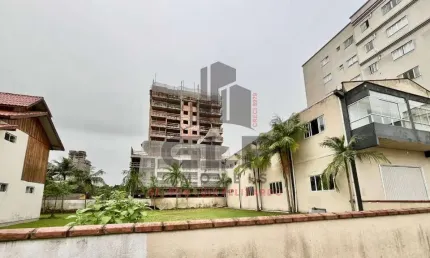 Terreno para permuta na cidade de itapema/sc no bairro meia praia, com metragem de 1.050 m² sendo 42 x 25