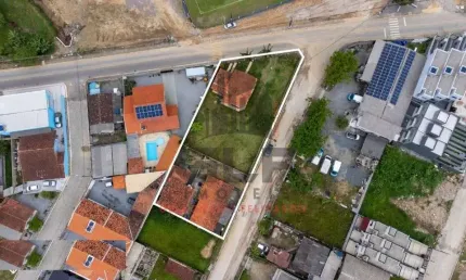 5 Terrenos Juntos a venda na cidade de Itapema/SC, no bairro Alto São Bento. Terreno Amplo conta com 1.585 m² Total. Área Residencial Grande