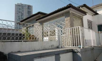 Terreno para alugar na Rua Claudionor Barbieri, 521, Vila Isolina Mazzei, São Paulo