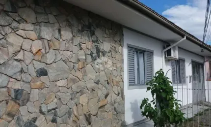 CASA SENDO 4 DORMITÓRIOS/QUARTOS E 3 BANHEIROS EM FOQUILHINHAS À VENDA POR R$1.300.000,00